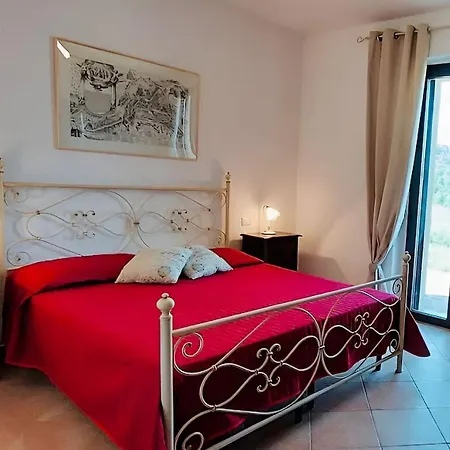 Holiday home Casetta Pontecuti *